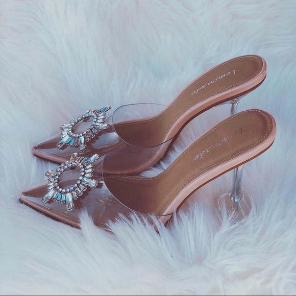 Cinderella Eiffel - Picture 3 of 5